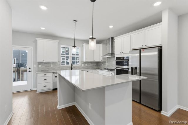 217 Sydney, Plymouth, MI 48170