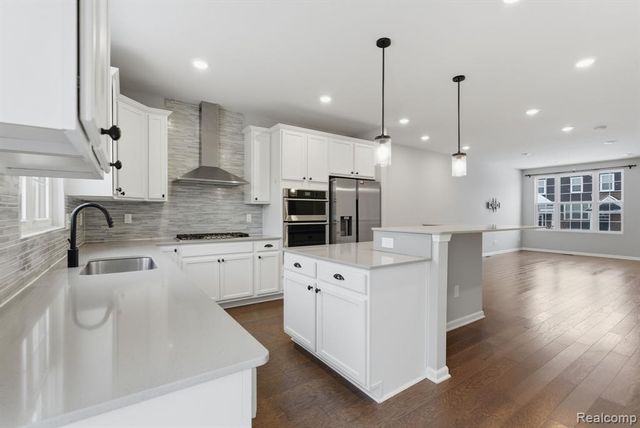 217 Sydney, Plymouth, MI 48170