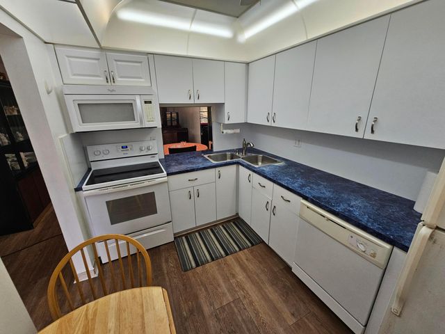 6200 NW 62nd Street, Tamarac, FL 33319