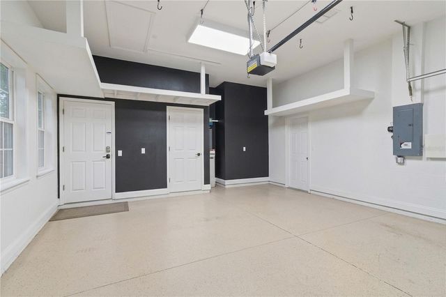 8051 36TH STREET CIRCLE E, Sarasota, FL 34243