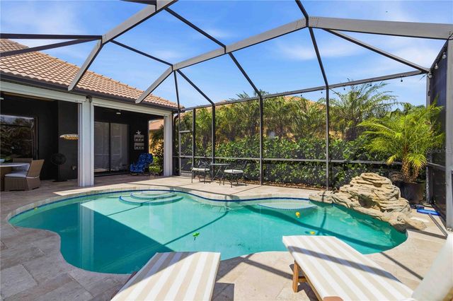 8051 36TH STREET CIRCLE E, Sarasota, FL 34243