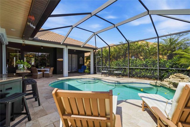 8051 36TH STREET CIRCLE E, Sarasota, FL 34243