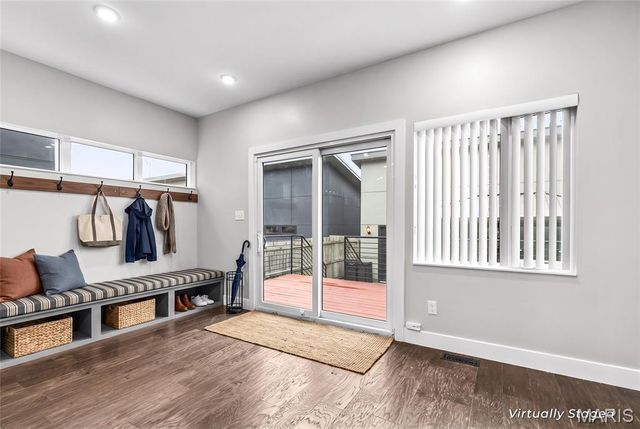 4424 Vista Avenue, St Louis, MO 63110