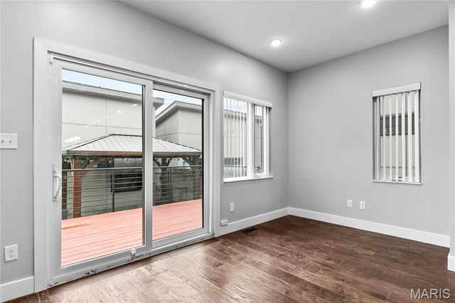 4424 Vista Avenue, St Louis, MO 63110