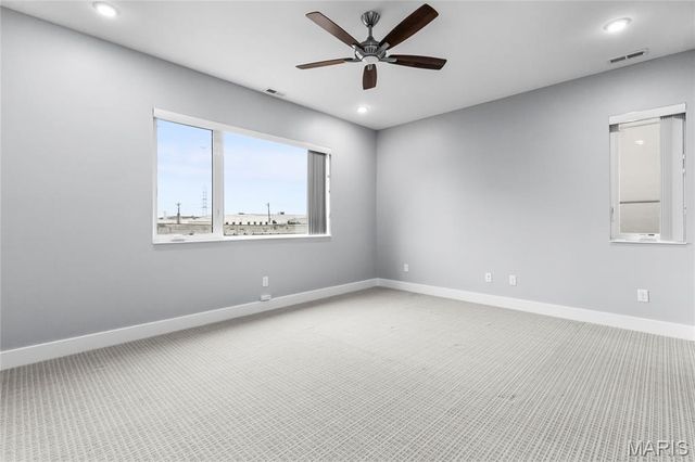 4424 Vista Avenue, St Louis, MO 63110