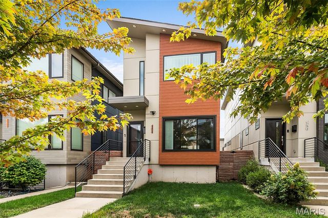4424 Vista Avenue, St Louis, MO 63110