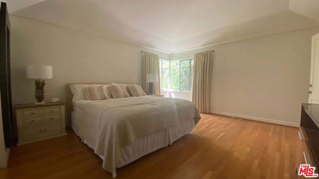 444 Smithwood Drive, Beverly Hills, CA 90212