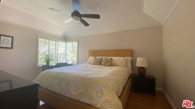 444 Smithwood Drive, Beverly Hills, CA 90212