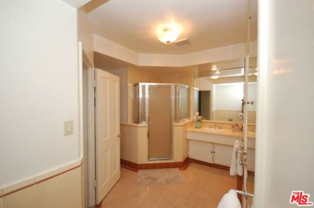 444 Smithwood Drive, Beverly Hills, CA 90212