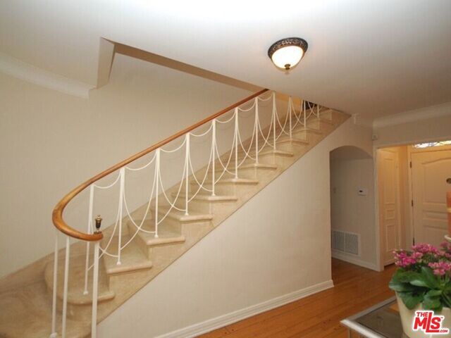 444 Smithwood Drive, Beverly Hills, CA 90212