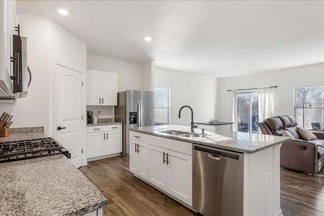 7395 BARRETT OAKS RD W, Millington, TN 38053