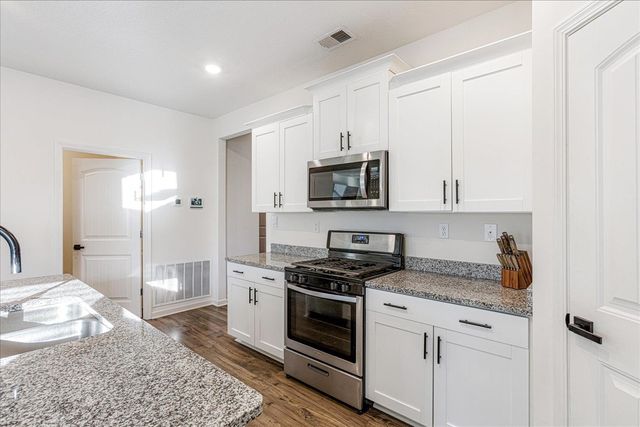 7395 BARRETT OAKS RD W, Millington, TN 38053