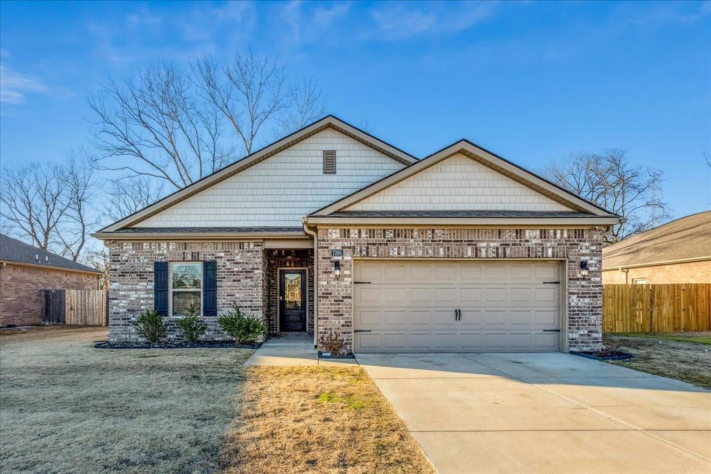 7395 BARRETT OAKS RD W, Millington, TN 38053