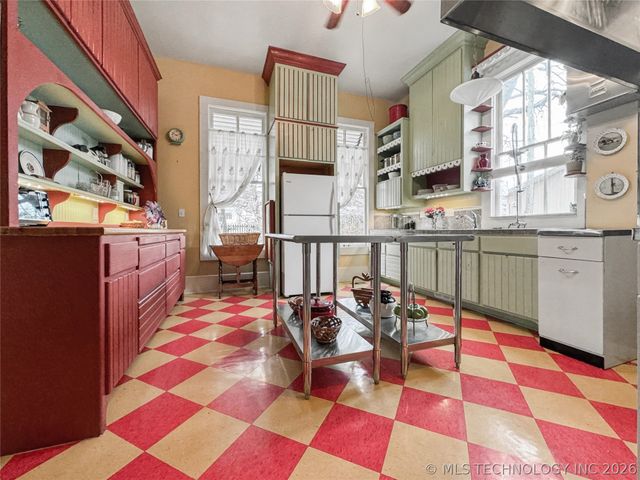 224 W Chickasaw Street, Tahlequah, OK 74464