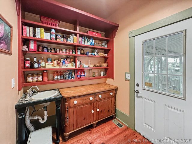 224 W Chickasaw Street, Tahlequah, OK 74464