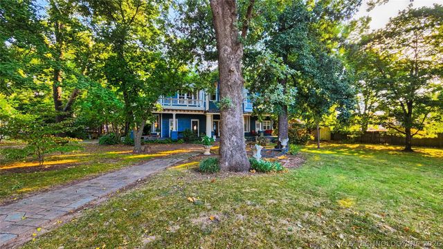 224 W Chickasaw Street, Tahlequah, OK 74464