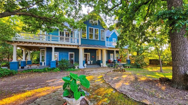 224 W Chickasaw Street, Tahlequah, OK 74464