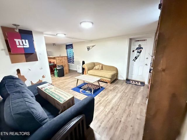 2516 Wayland Ave, Knoxville, TN 37914