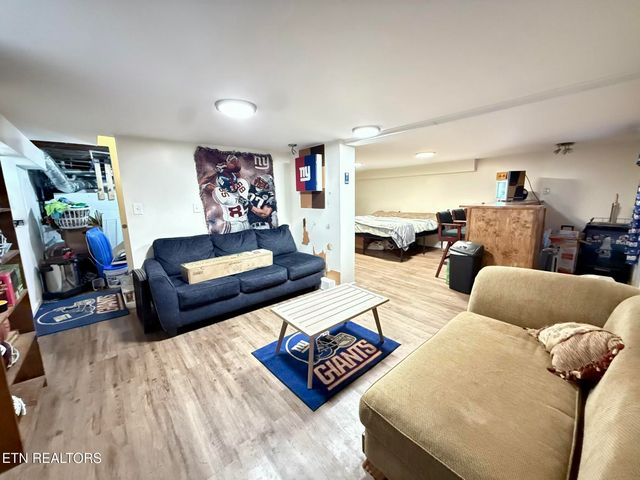 2516 Wayland Ave, Knoxville, TN 37914