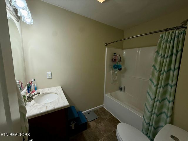 2516 Wayland Ave, Knoxville, TN 37914