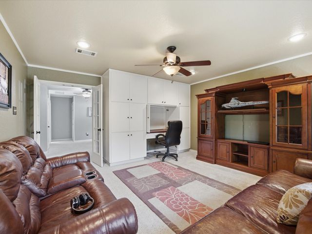 3428 Pembroke Place, Bedford, TX 76021