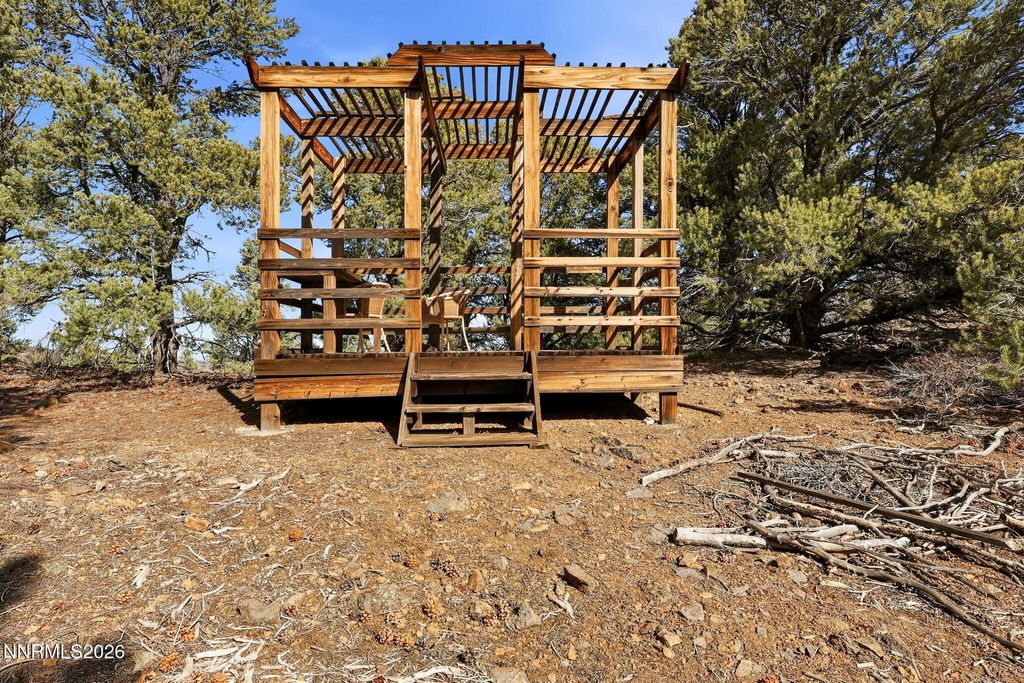 Image 15 of property listing at 480 Highland Road, Reno, NV 89521