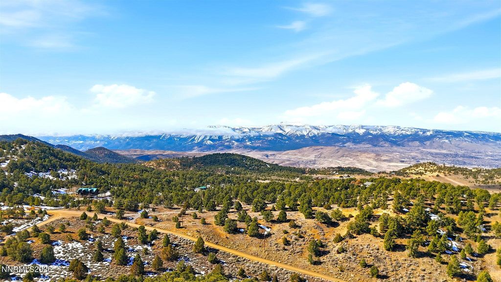 Image 4 of property listing at 480 Highland Road, Reno, NV 89521