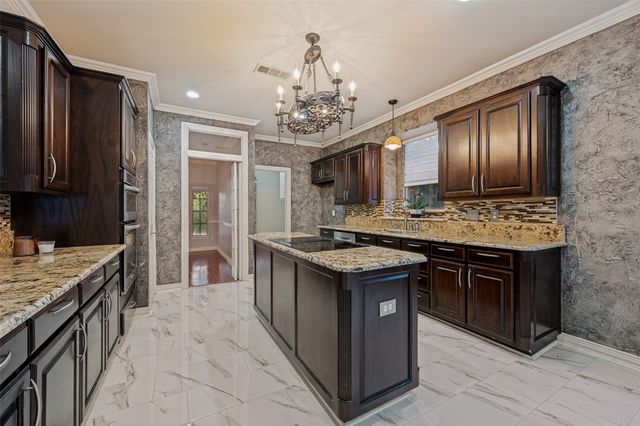 3145 Joyce Court, Grapevine, TX 76051
