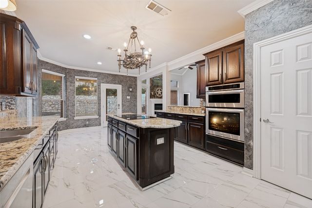 3145 Joyce Court, Grapevine, TX 76051