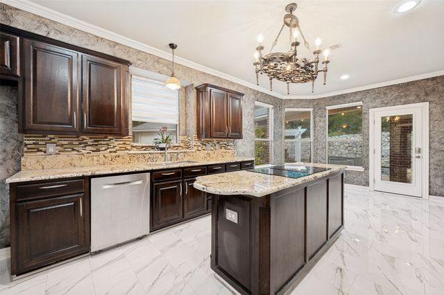 3145 Joyce Court, Grapevine, TX 76051