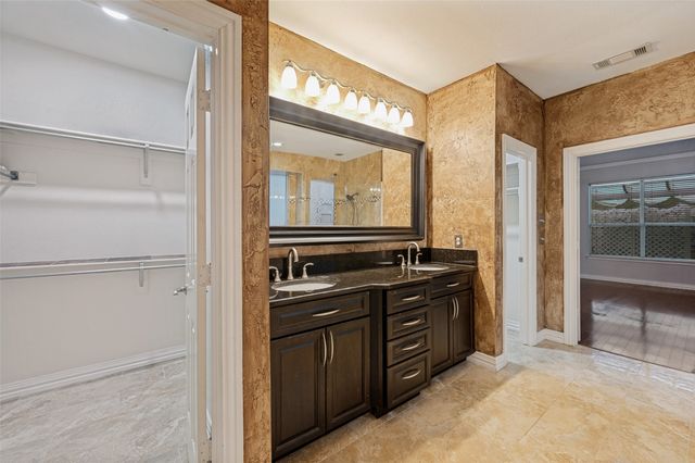 3145 Joyce Court, Grapevine, TX 76051