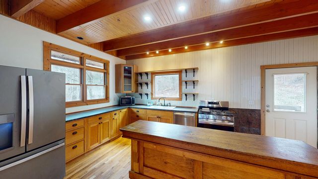 777 W Norwood-Mt Zion Road, Science Hill, KY 42553