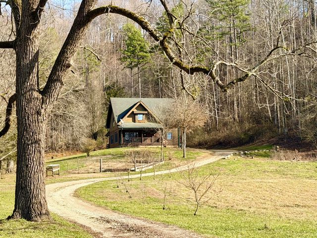 777 W Norwood-Mt Zion Road, Science Hill, KY 42553