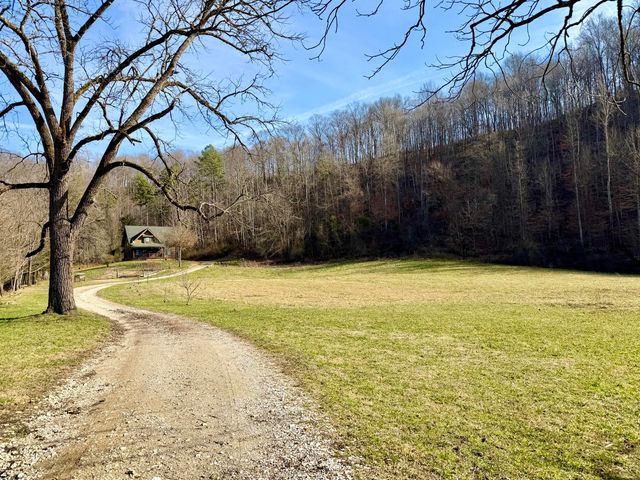 777 W Norwood-Mt Zion Road, Science Hill, KY 42553