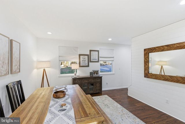 4460 SCOTTS RD, Marshall, VA 20115