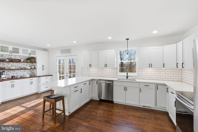 4460 SCOTTS RD, Marshall, VA 20115