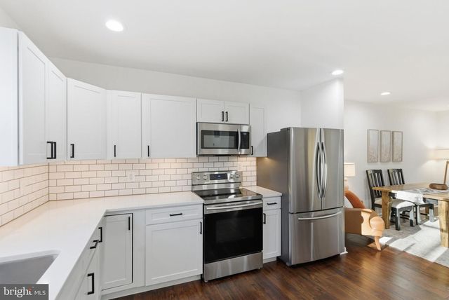 4460 SCOTTS RD, Marshall, VA 20115