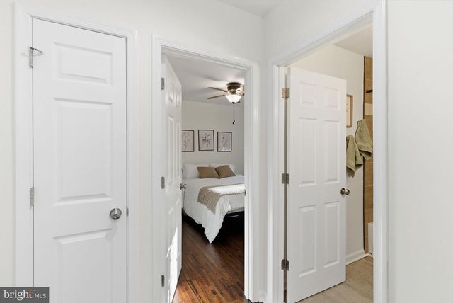 4460 SCOTTS RD, Marshall, VA 20115