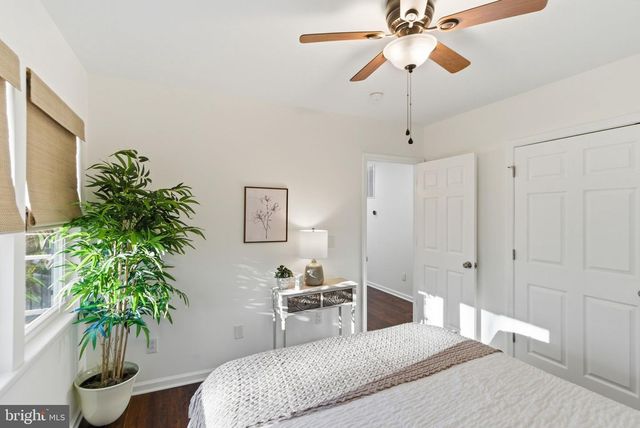 4460 SCOTTS RD, Marshall, VA 20115