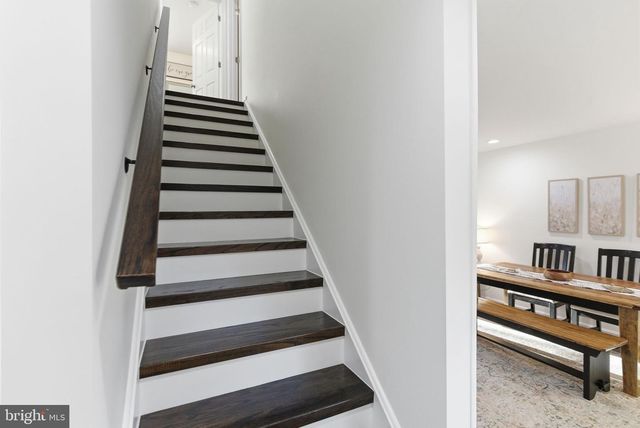 4460 SCOTTS RD, Marshall, VA 20115