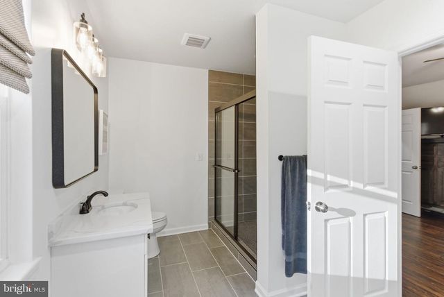 4460 SCOTTS RD, Marshall, VA 20115