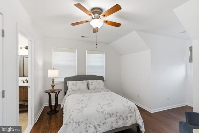 4460 SCOTTS RD, Marshall, VA 20115