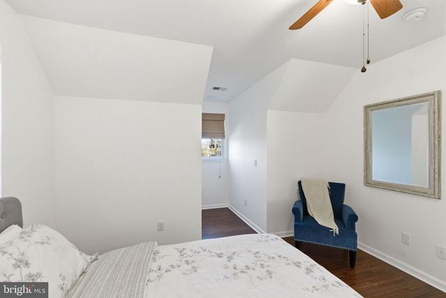 4460 SCOTTS RD, Marshall, VA 20115