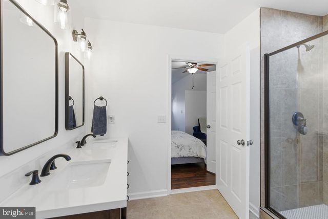 4460 SCOTTS RD, Marshall, VA 20115