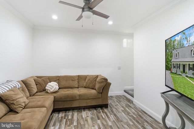 4460 SCOTTS RD, Marshall, VA 20115