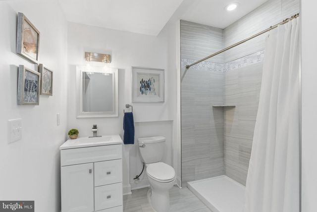 4460 SCOTTS RD, Marshall, VA 20115