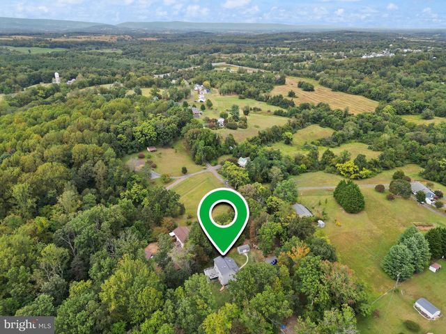 4460 SCOTTS RD, Marshall, VA 20115