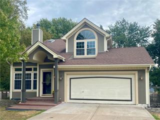 8623 N McDonald Avenue, Kansas City, MO 64153