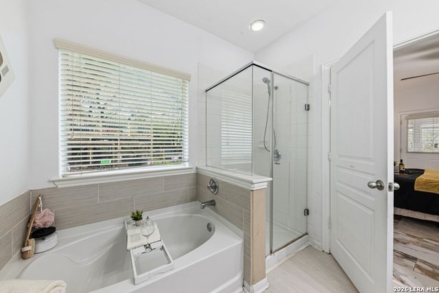 105 Juniper Ct, San Marcos, TX 78666
