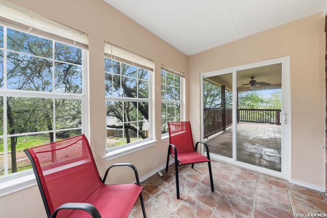 105 Juniper Ct, San Marcos, TX 78666